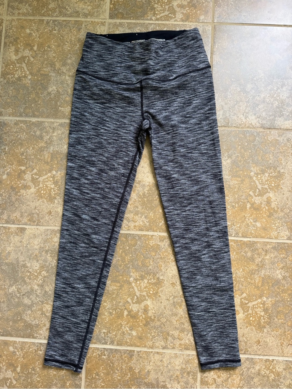 Victoria’s Secret leggings